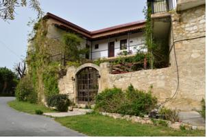 Vasilias Nikoklis Inn