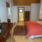 Petralona Apartment
