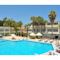 LA Hotel & Resort