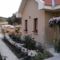 Roses Villa