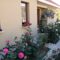 Roses Villa
