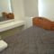Artemis Karas Holidays Apartment