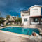 Sunny Coast Villa